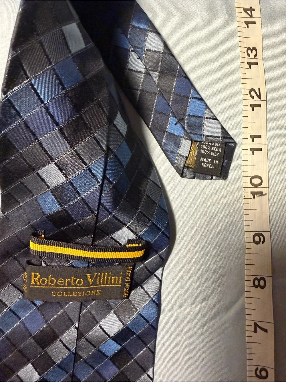 Men's Blue and Gray Diamond-Pattern Tie - Classic Formal. Roberto Villini tie